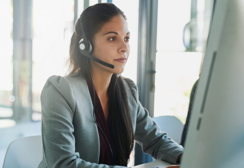 she-has-a-strong-client-focus-picture-id646805634